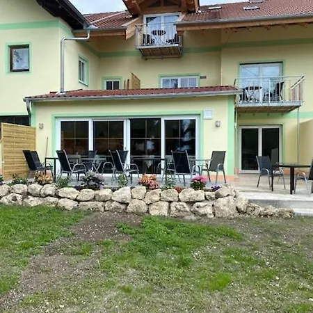 招待所 Am Weberhof Nur 20 Autominuten Von Muenchen 埃贝斯堡