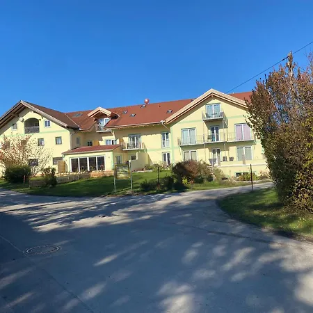 Affittacamere Hotelpension Weberhof 3*