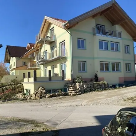 Hotelpension Weberhof 3* Ebersberg