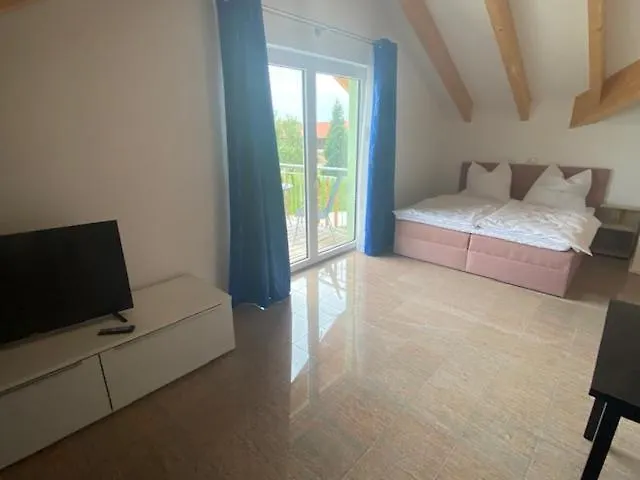 Hotelpension Weberhof Penzion 3*
