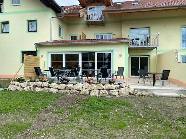 Penzion Hotelpension Weberhof Ebersberg