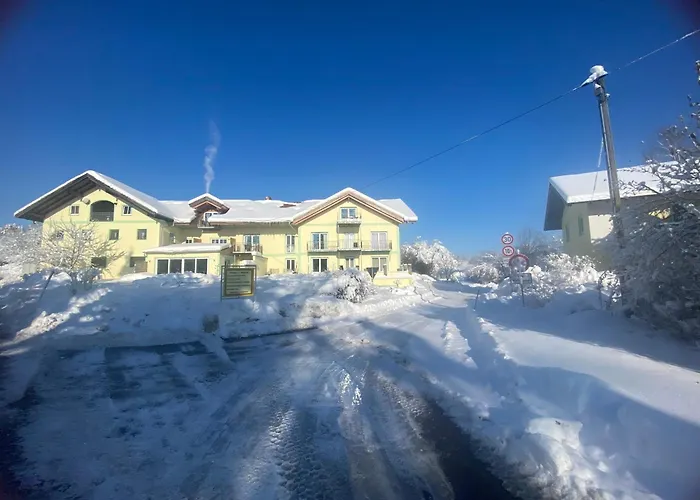 Penzion Hotelpension Weberhof Ebersberg